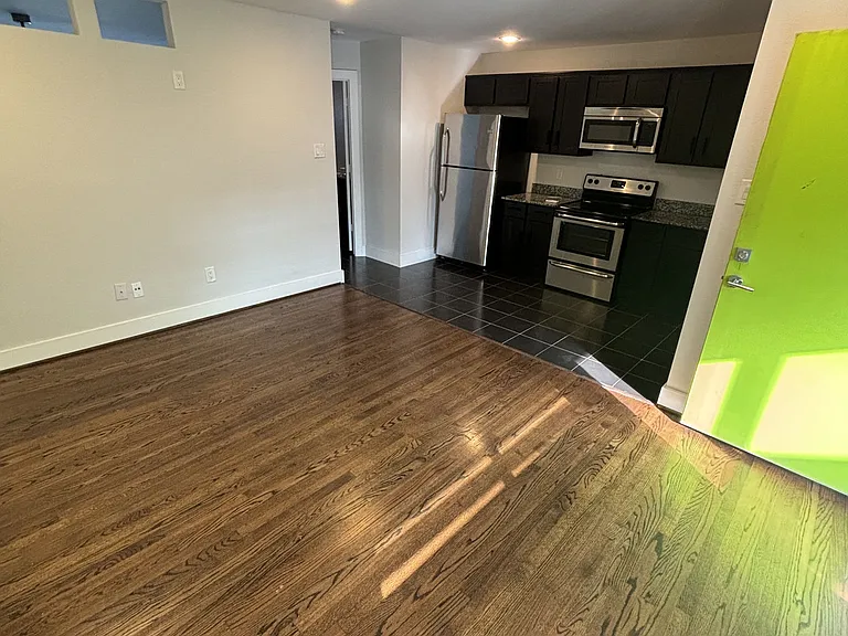 Jackson Apartments — Photo 15