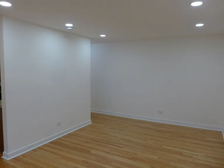 Winthrop Suites Apartments — Photo 31
