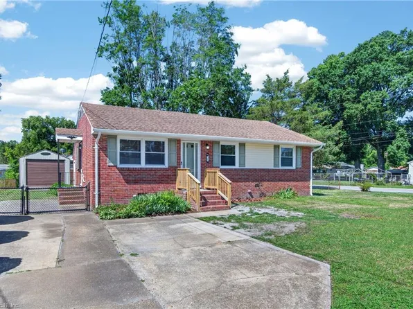 25 Berkley Dr, Hampton, VA 23663