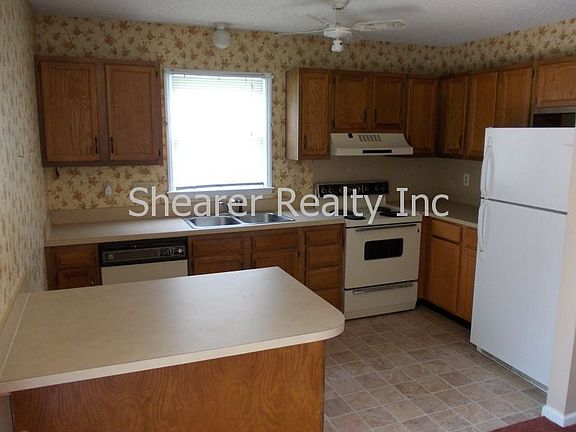 5th image of 7426 Farm Gate Dr