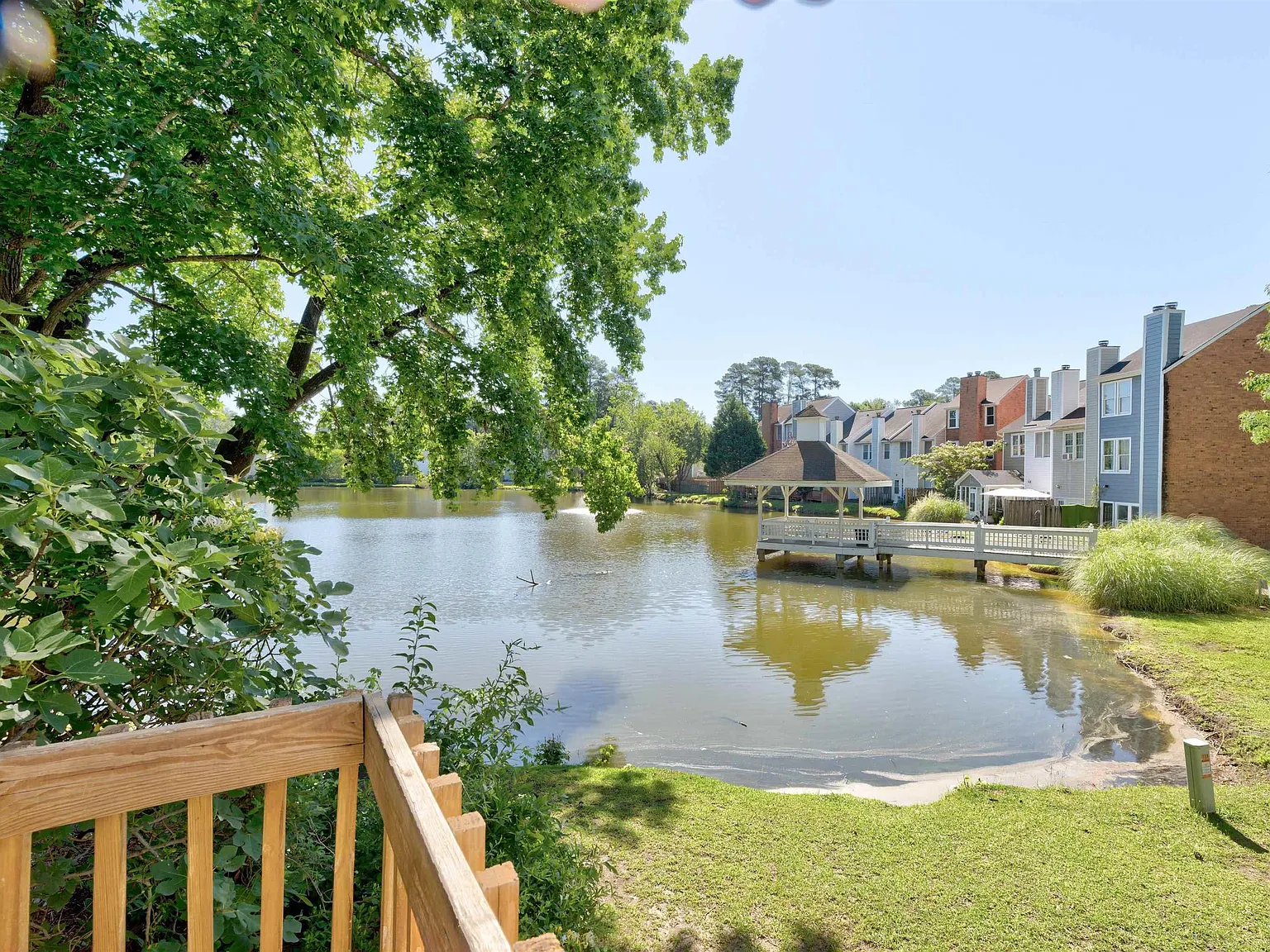 2 bed, 1106 sqft, $2,300 — Photo 3