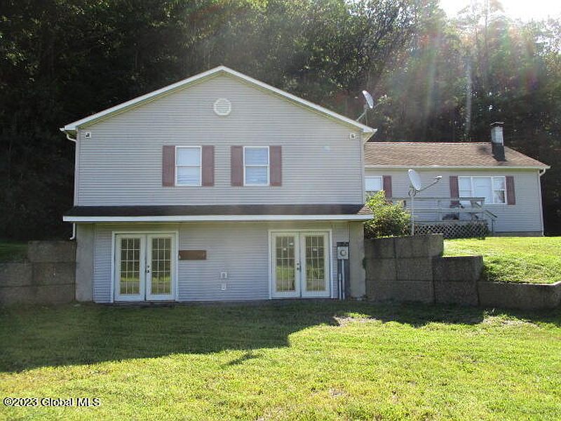 3rd image of 884 County Route 30
