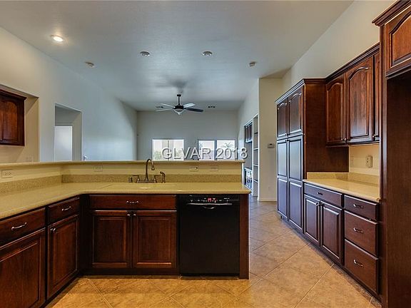 3rd image of 6512 Hughes Springs Dr