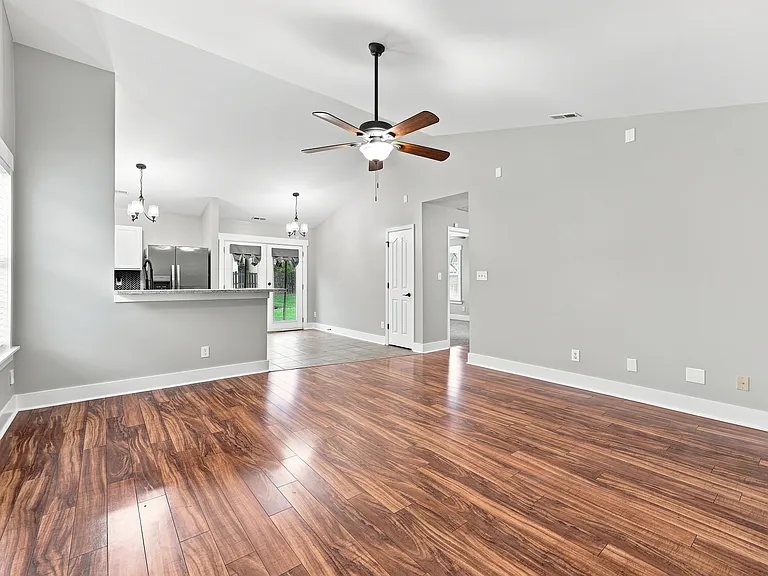 5519 Mount Mansfield Rd #1 — Photo 3