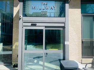 7890 Jane St #1906, Vaughan, ON