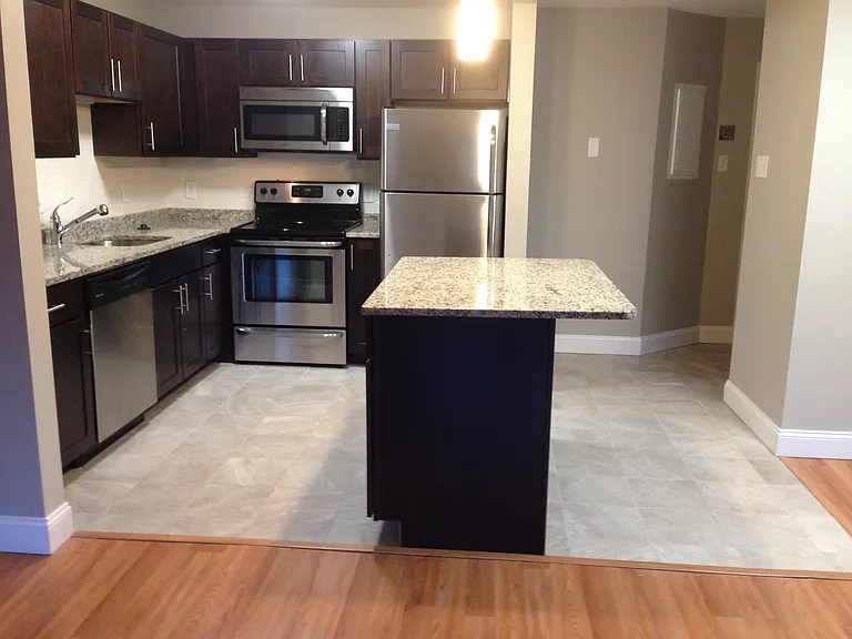 1101 Beacon St #22 — Photo 9