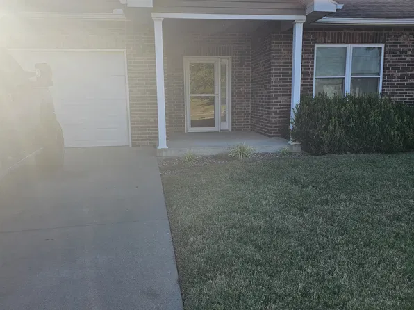 529 Broadridge Dr, Jackson, MO 63755