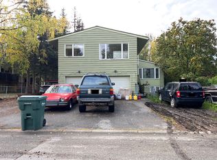 2210 Roosevelt Dr, Anchorage, AK 99517