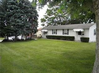 2121 Adams St, Natrona Heights, PA 15065