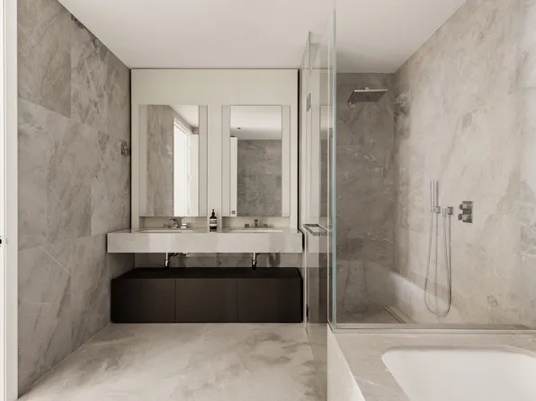 15 Hudson Yards image 2 of 4