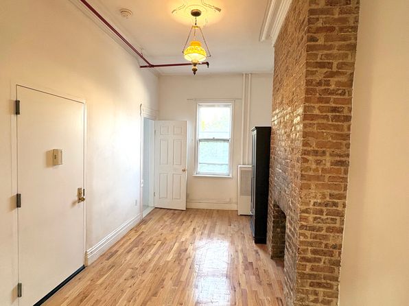 195 Calyer St APT 3