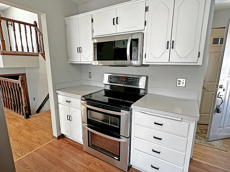 3421 Placer Ave — Photo 12