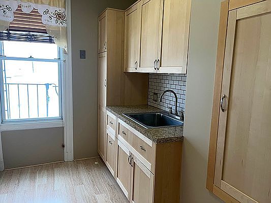 2nd image of 765 Meeker Ave #3