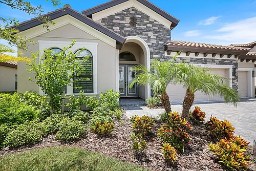 13730 Heartwood Way Photo 1