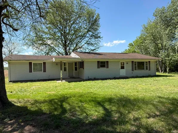 422 N Plank Rd, Boonville, IN 47601
