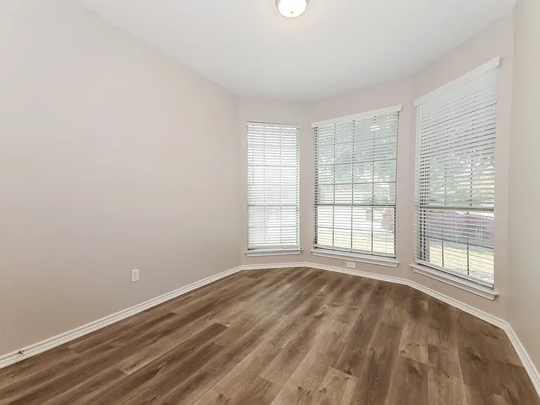 3232 Buckthorn Ln — Photo 14