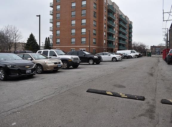 2nd image of 4844 1/2 S Drexel Blvd #2E