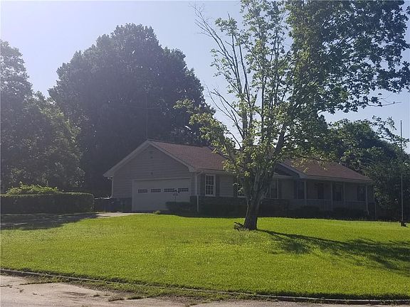 5th image of 2328 Autumn Dr