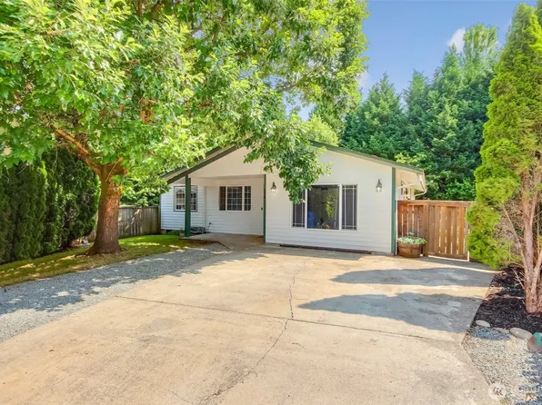 524 Brown Street SE, Orting, WA 98360