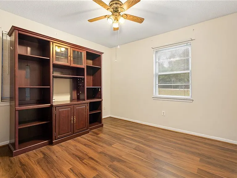 11297 Old Moffat Rd — Photo 10