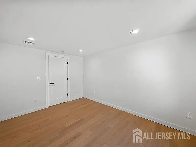 3 Meadow Rd #2 — Photo 17