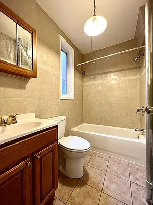 Rented by Zjama Realty Corp | media 9