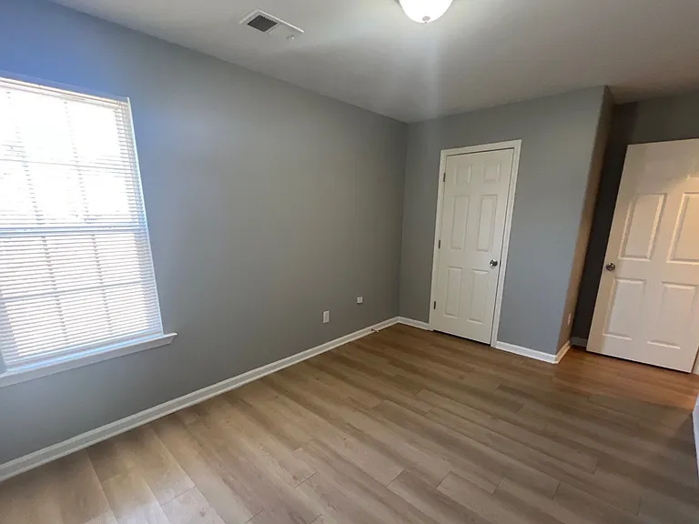 388 McFarland Dr — Photo 16
