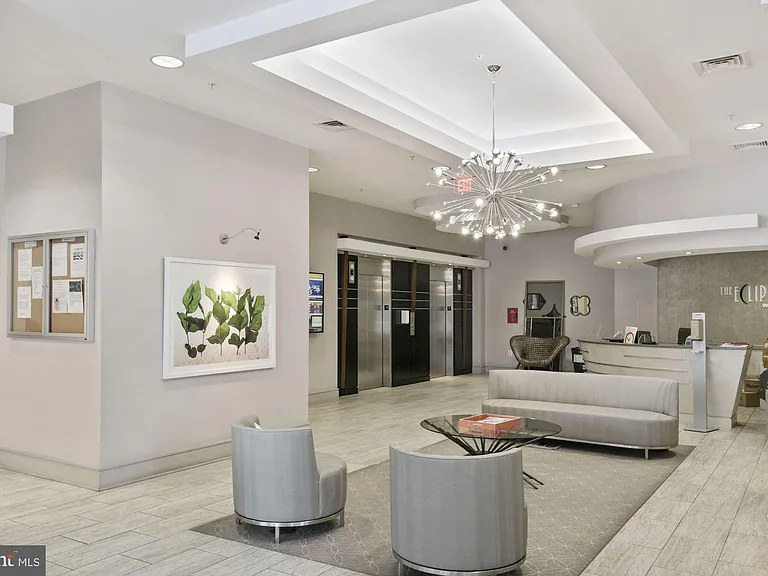 3600 Glebe Rd #202W — Photo 14