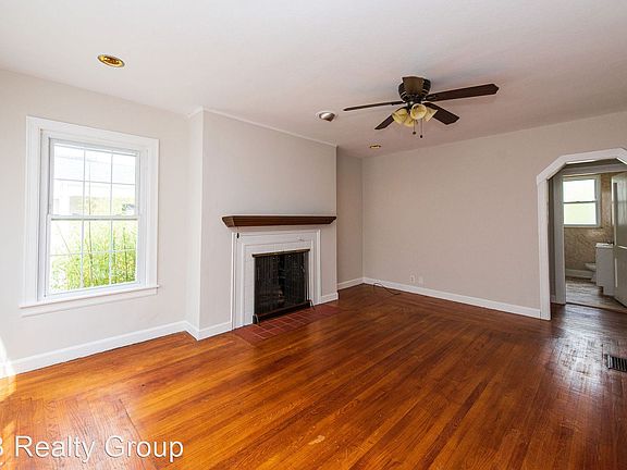 5th image of 3686 Monfort Heights Dr