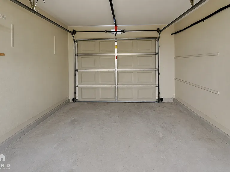 8042 Laurena Ave — Photo 21