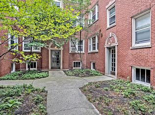 735 W Bittersweet Pl APT 2N, Chicago, IL 60613