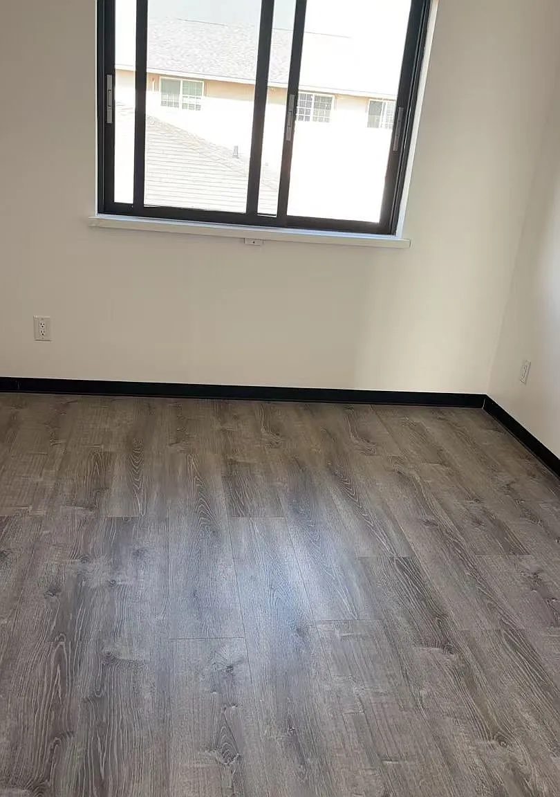 2 bed, $2,200 — Photo 4