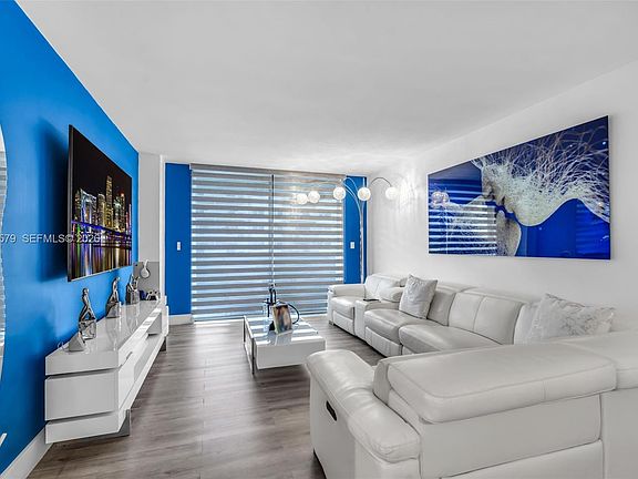 5th image of 1825 W 44th Pl APT 401