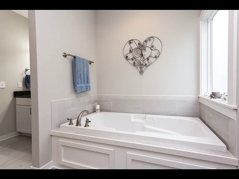 2714 NW 164th Ln — Photo 1