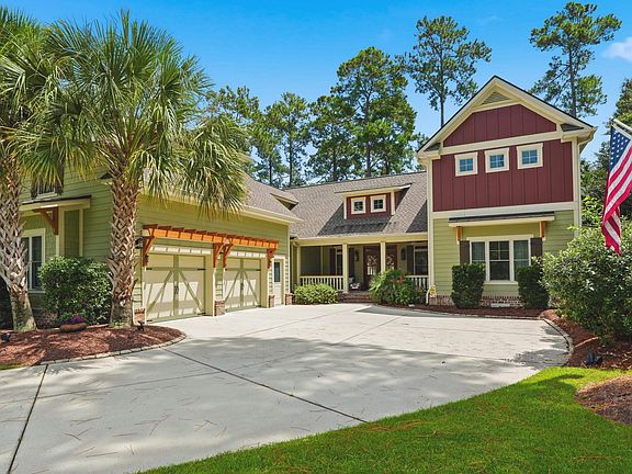 3rd image of 652 Whispering Pines Ct.