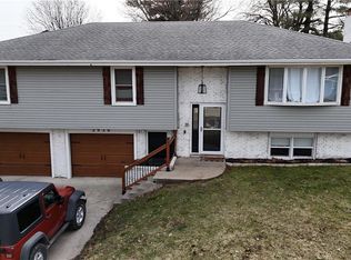 2930 Kimbrough St, Saint Joseph, MO 64506