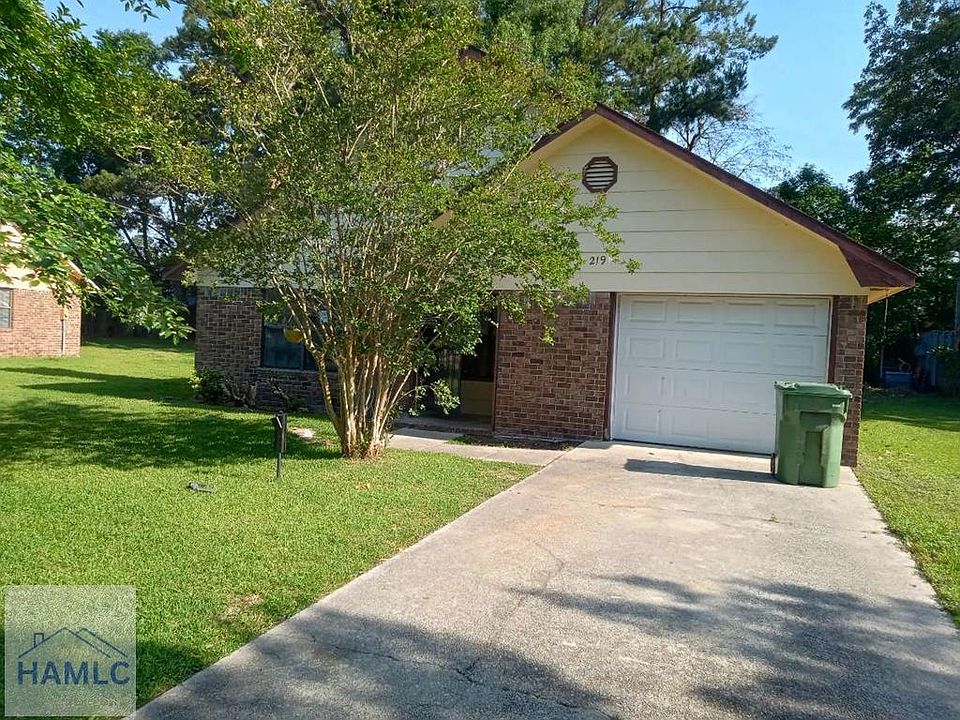 1st image of 219 Sequoia Cir