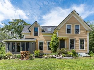 99 Roy Hill Rd, Chebeague Island, ME 04017