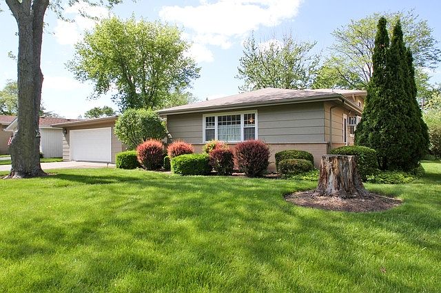 1st image of 2938 Knollwood Ln