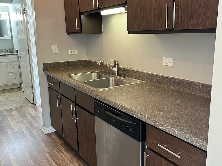 1425 Ashland Ave #25126 — Photo 2