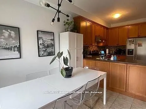 118 Niagara Trl — Photo 3