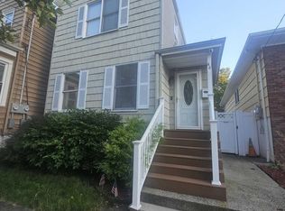 46 Dukes St, Kearny, NJ 07032