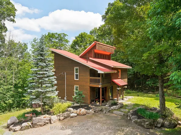 869 N Mary Lake Rd, Town Of Huntsville, ON P1H 1S4