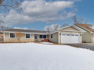 1149 Carlisle Ave, Elk Grove Village, IL 60007