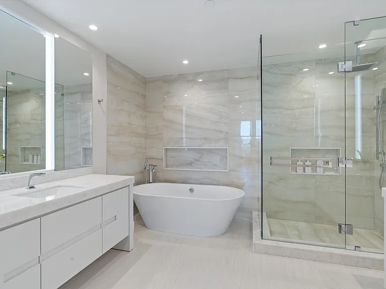 220 SE Mizner Blvd #604 — Photo 17