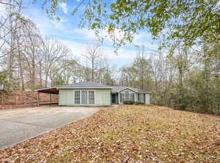556 Douglas Dr, Ellerslie, GA 31807