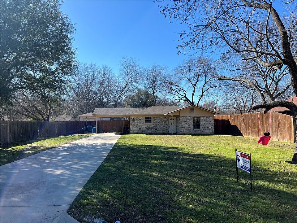 1st image of 237 Oakwood Cir