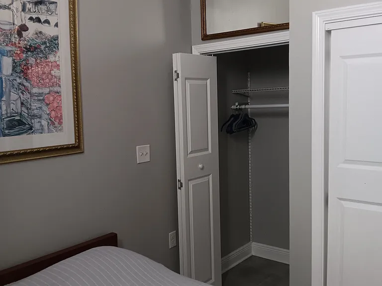 1110 Saint Anthony St #D — Photo 13
