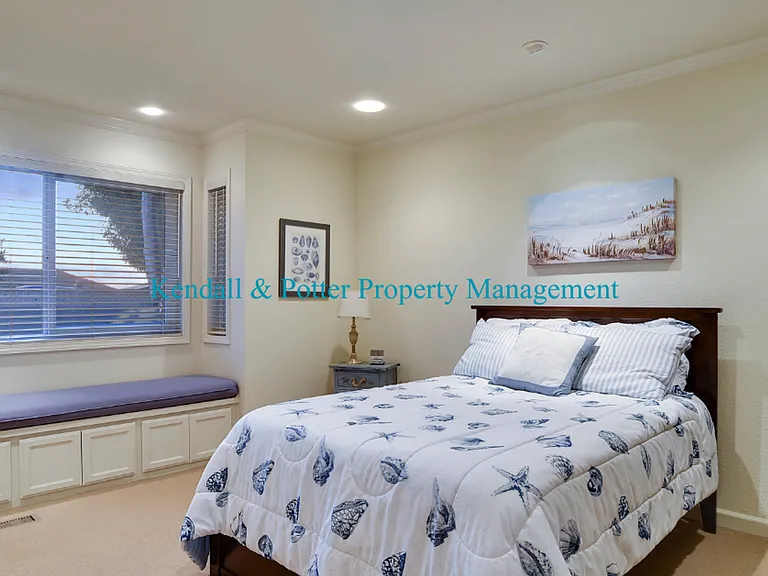 544 Cuesta Dr — Photo 25