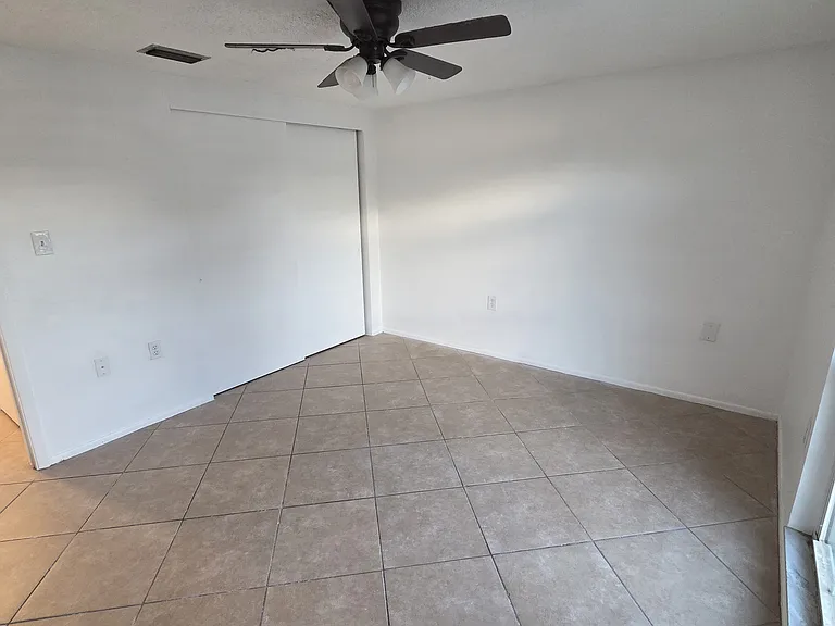 9125 Hunt Club Ln — Photo 9